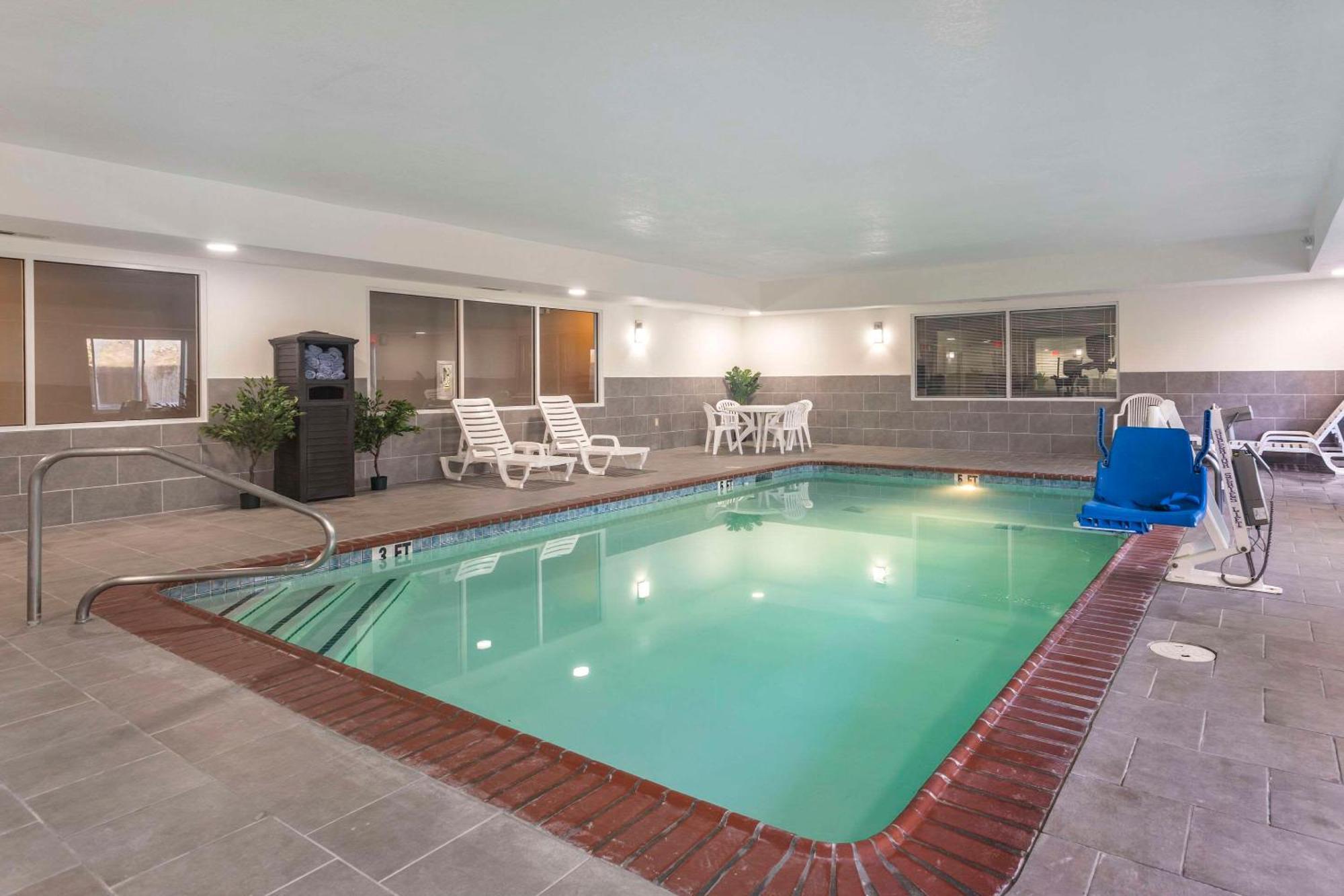 Mainstay Suites Lebanon - Nashville Area Eksteriør billede